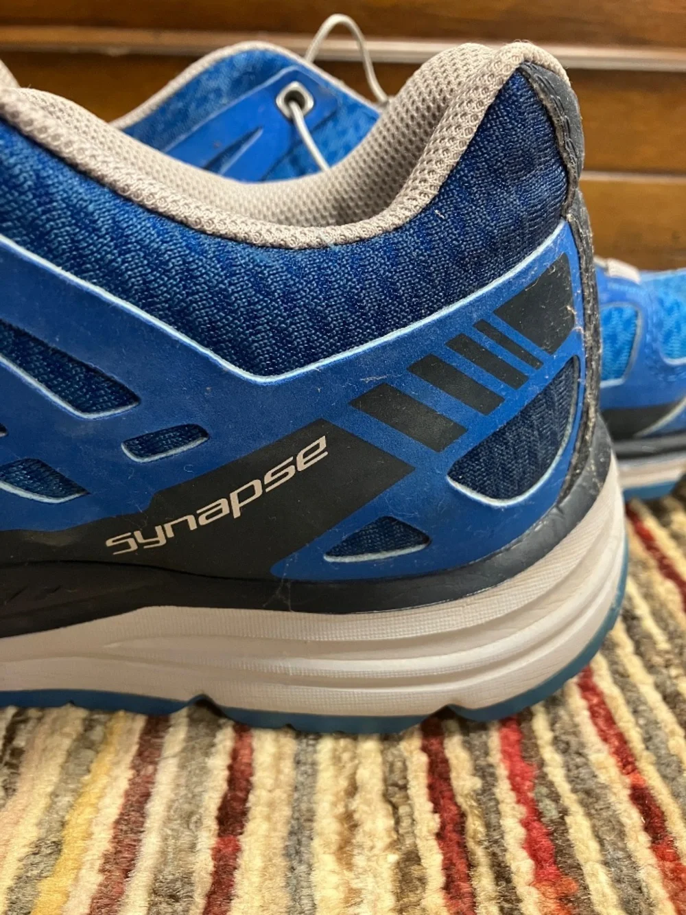 Men's Salomon Synapse Blue Trail Shoes - USA 9.5
